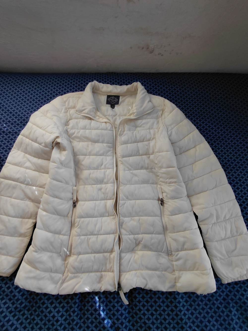 St John's Bay White (some say Cream) Puffer Jacket Women Sz M